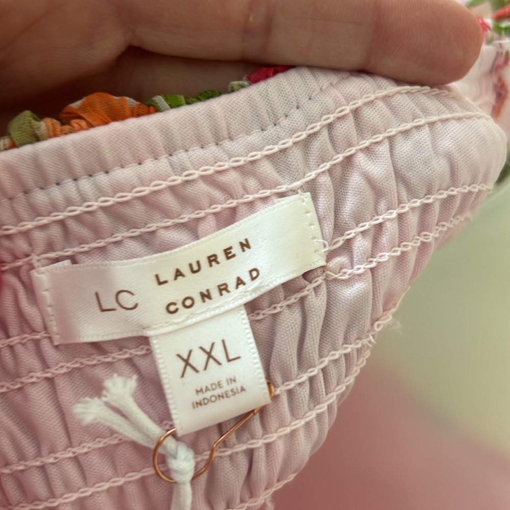 Lauren Conrad Top - Picture 3 of 4